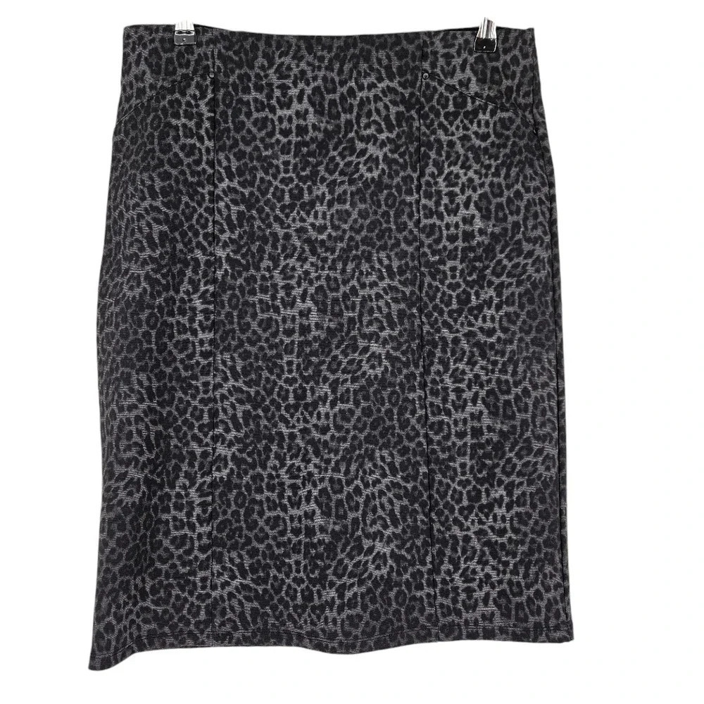 89th Madison Straight Pencil Skirt Black Gray Leopard Pull On Stretch Waist